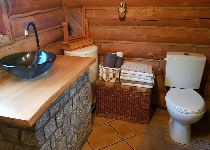 Dzika Domek letniskowy *